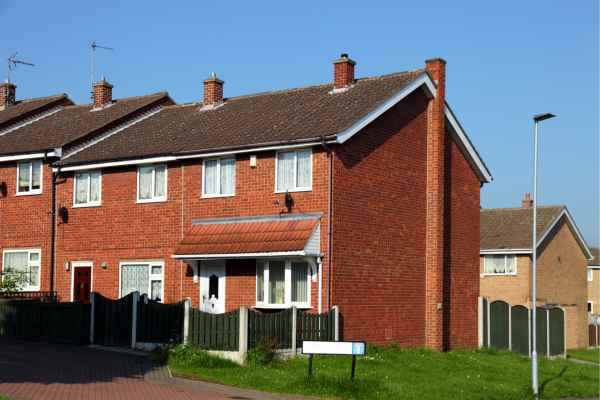 Can I Alter The Party Wall Surveyor? - A Crucial Guide From Faulkner Surveyors 3 Do you want to change the party wall surveyor you are using? Get the best results from Faulkners Milton-Keynes NOW!