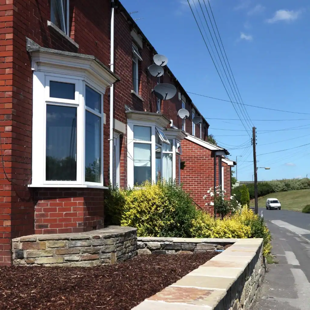 Can a Neighbour Remove Survey Stakes? 3 Min Critical Guide to Avoid Legal Issues 2 Faulkner Party Wall Surveyors Milton-Keynes : Can My Neighbour Remove Survey Skates